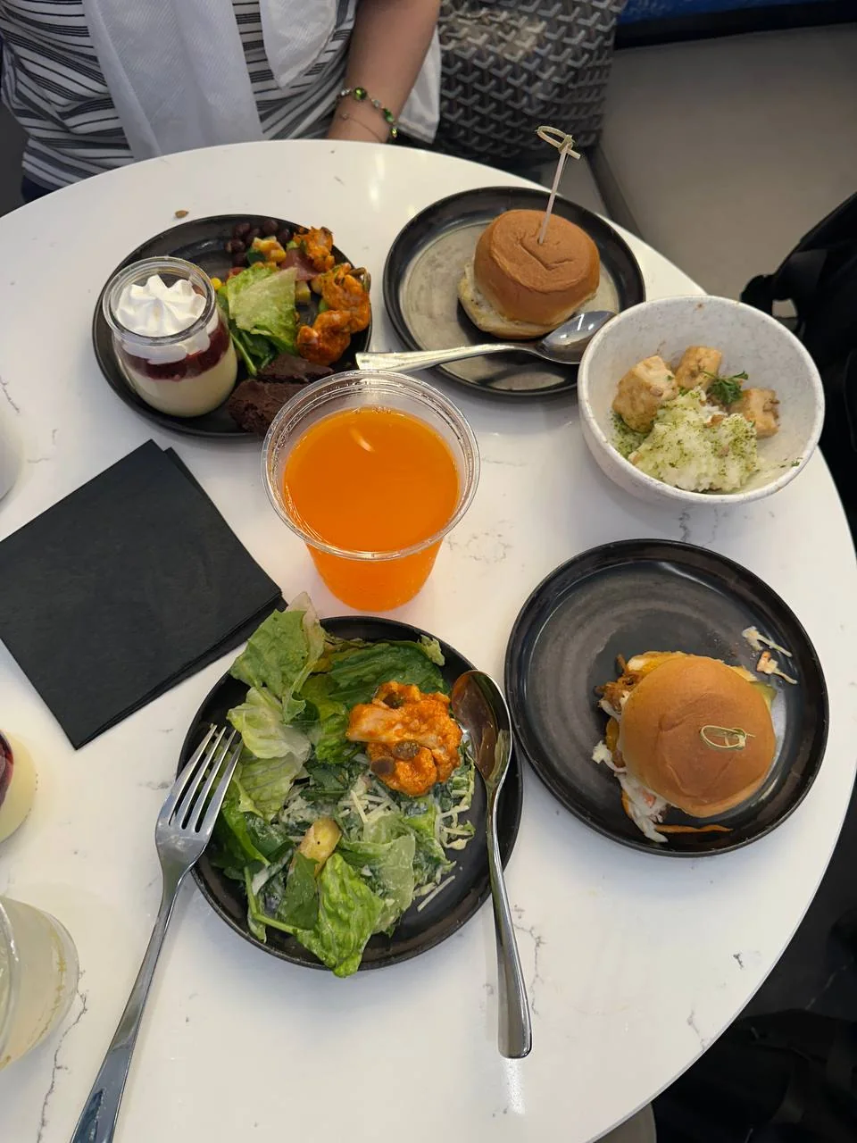 Fresh dinner plates served before the overnight flight
